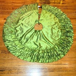 54" Ruffled Tree Skirt